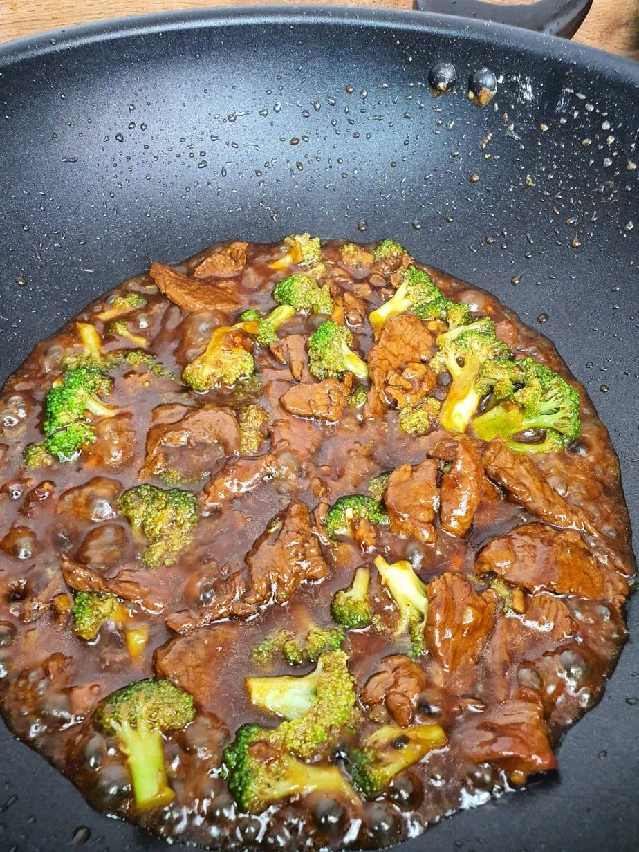 Beef with broccoli in the wok