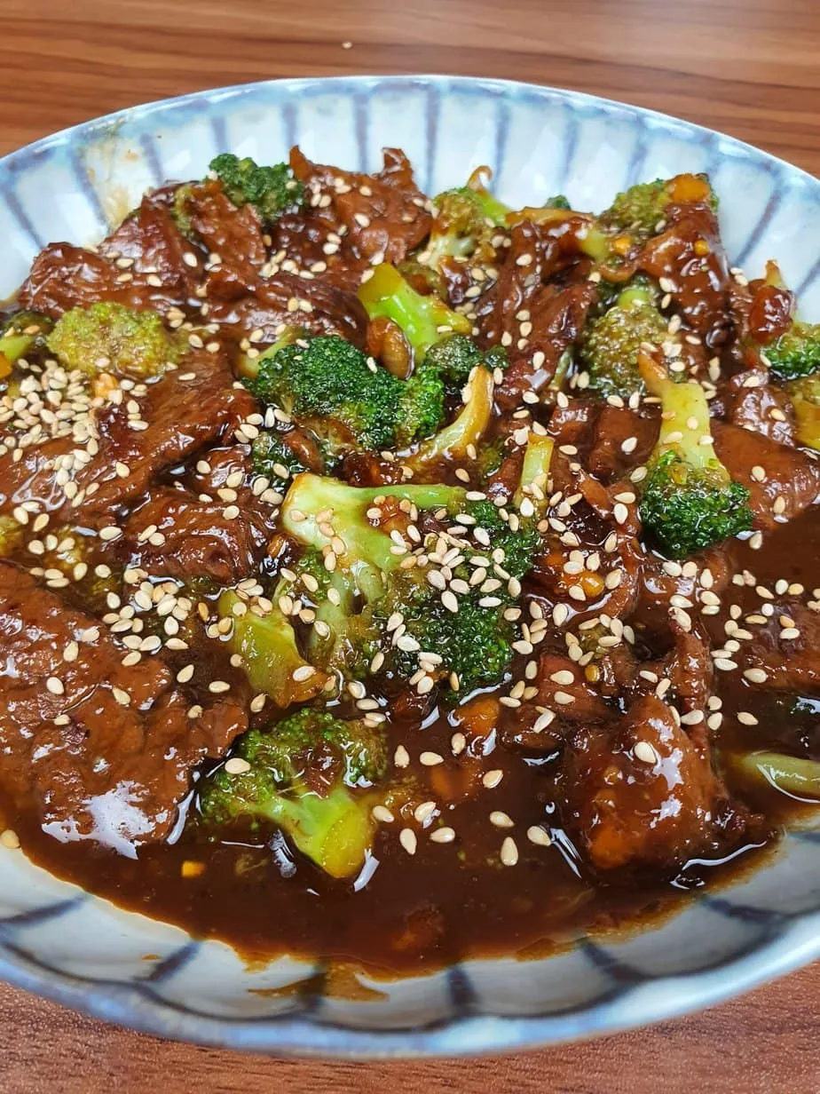 Beef with broccoli in all its splendor