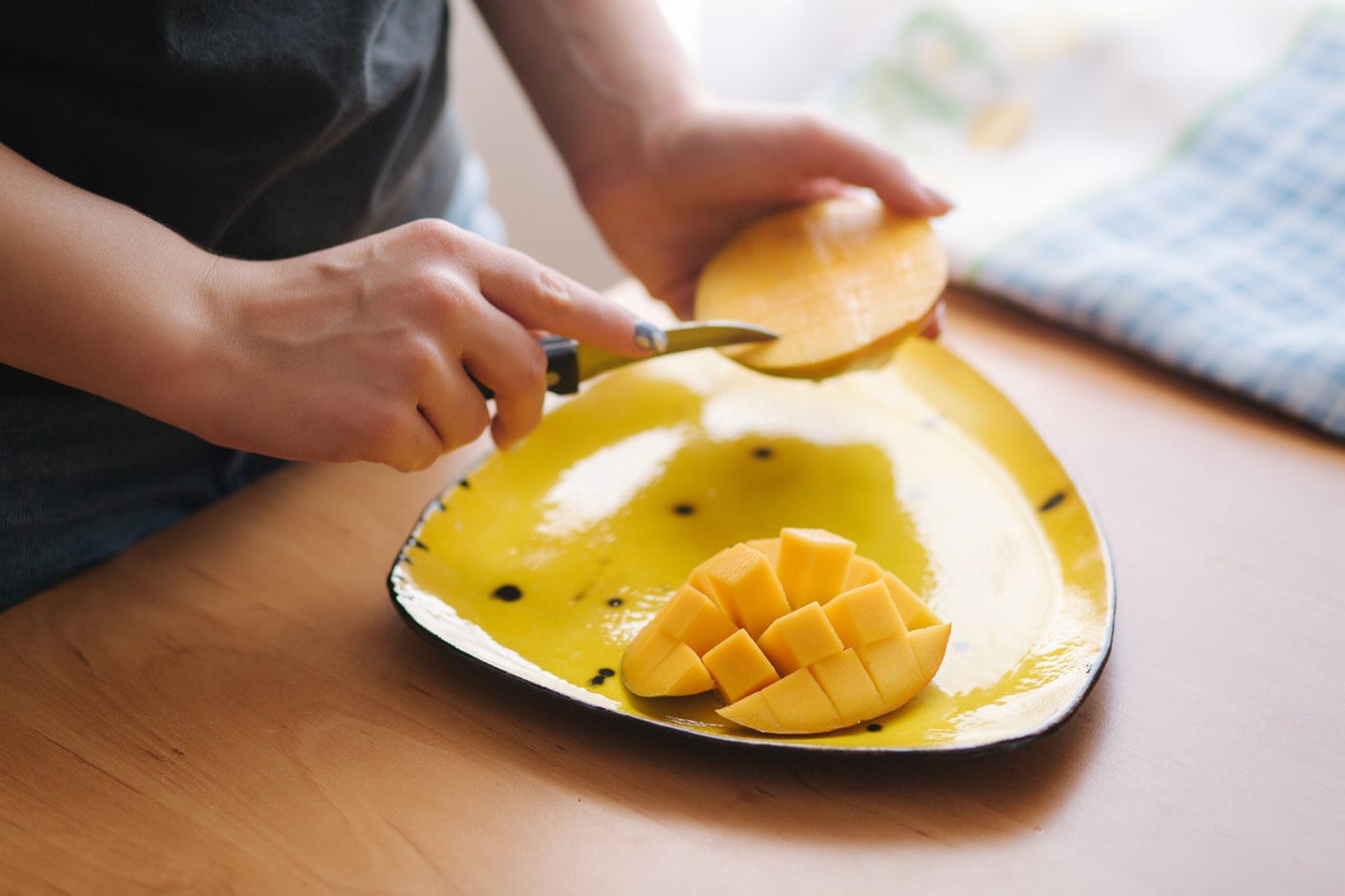 Découpe de mangue pour mango sticky rice