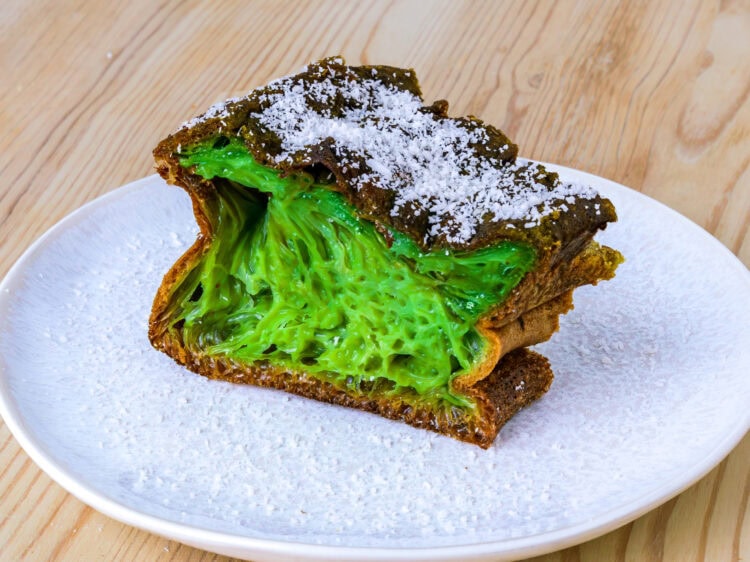 banh bo sur fond de bois