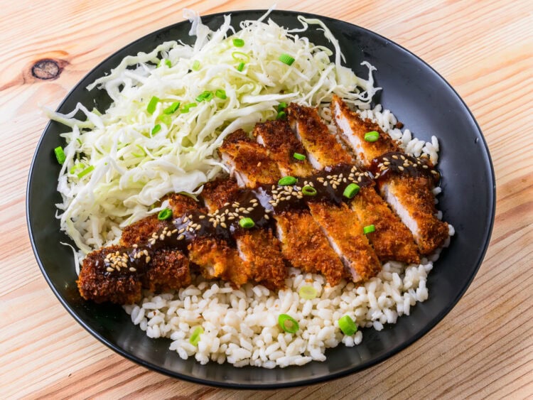 miso katsu sur fond de bois