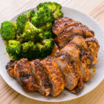 Filet mignon de porc au air fryer avec des brocolis
