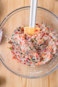 Pâte de poisson et légumes