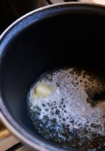 Beurre fondant dans casserole