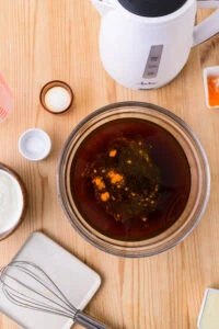 Ajout colorant dans thé