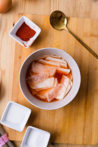 Radis mariné avec piment