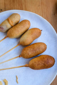 Pong Neng - Égoutter sur une grille jusqu'à tiède.