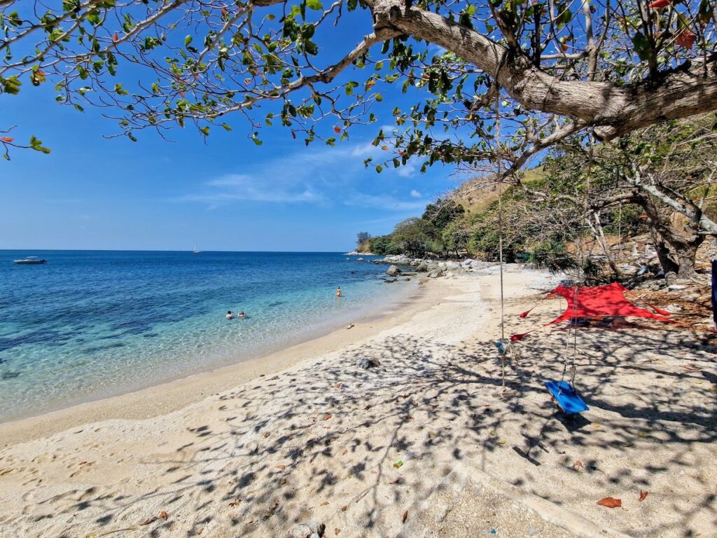 ماذا تفعل في بوكيت Ao Sane Beach, الشاطئ الصغير تحت الأشجار, بوكيت