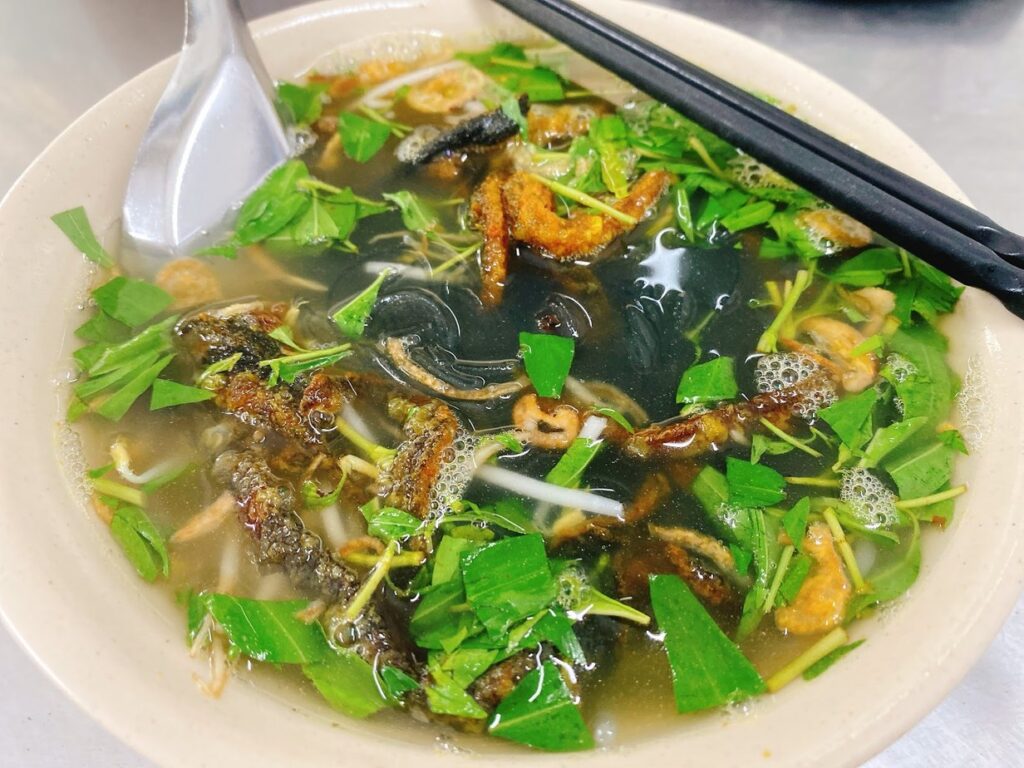 Miến Lươn 87 Hàng Điếu, קערת מיאן לואון עם צלופח פריך, האנוי