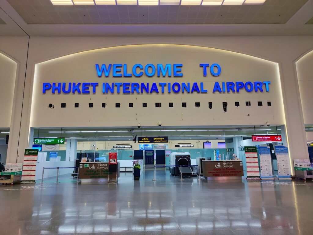 التخطيط للسفر إلى بوكيت Aéroport international de Phuket, بهو مبنى الركاب, بوكيت