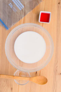 Authentique Kakigori Japonais - Ajouter le lait restant.