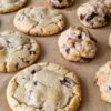 Cookies au sucre et cookies à l’érythritol sortis de la même fournée.