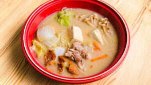 Tōnyū nabe - Déguster au fur et à mesure de la cuisson.