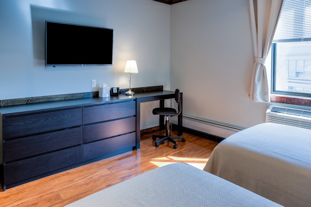 LIC Hotel, Long Island City, New York