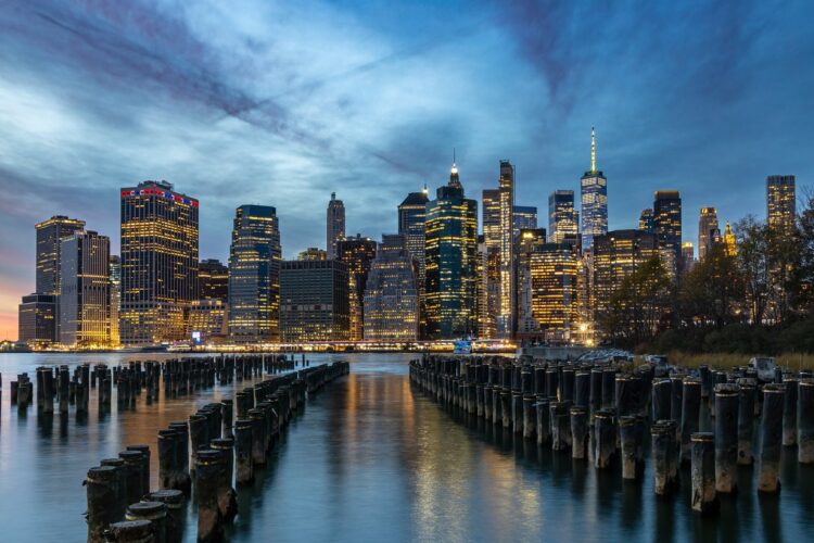 Skyline de Lower Manhattan au crépuscule, New York