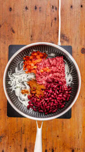 Chili con carne - Ajout des haricots et de la viande