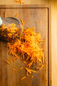 Coleslaw - Les râper.