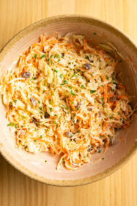 Coleslaw - Avant de servir, bien remuer.