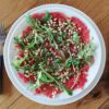 Carpaccio de bœuf minute, roquette et pecorino - En-tete