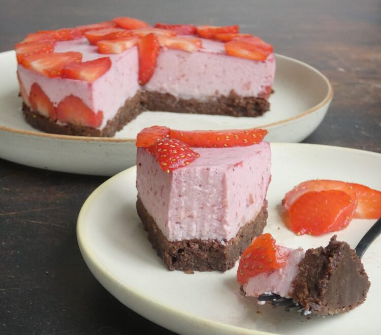 Gâteau aux fraises façon cheesecake - En-tete