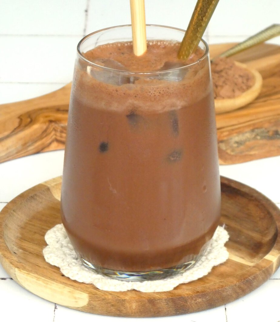Chocolat glacé au lait d'amande