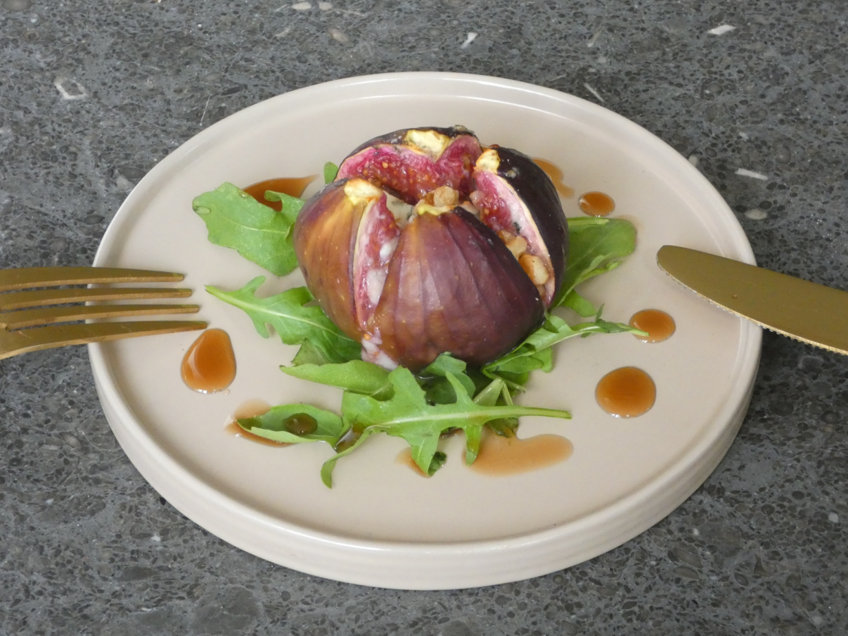 Figues rôties au roquefort et aux noix - En-tete