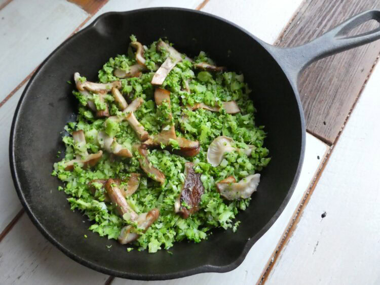 Riz de brocoli aux shiitakés (keto) - En-tete