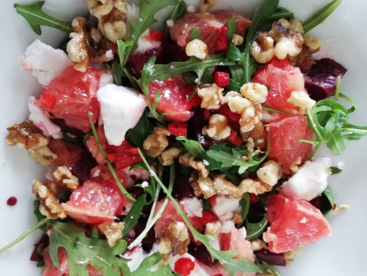 Salade de betteraves au pamplemousse et à la feta - En-tete