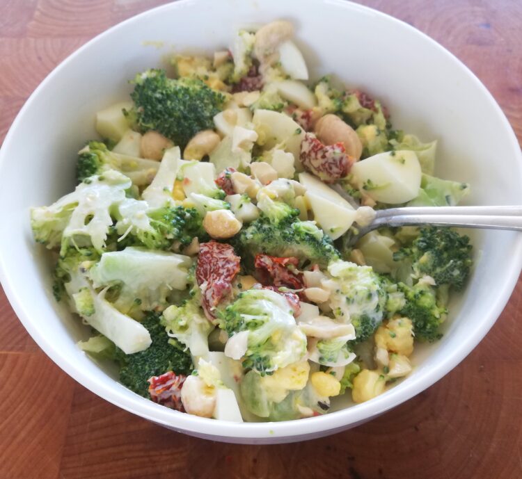 Salade de brocoli aux oeufs - En-tete