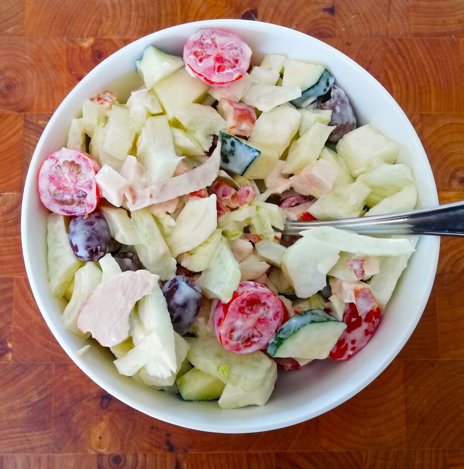sallad med grillade grönsaker Fänkålssallad med rökt kyckling och oliver