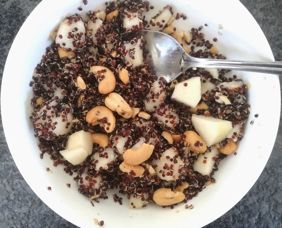 Salade de quinoa à la poire et aux noix de cajou - En-tete