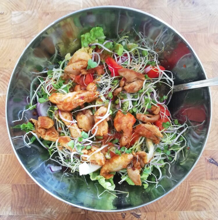 Salade thaïe au poulet - En-tete